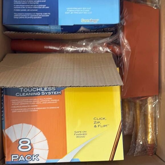 Shinobi Touchless Cleaning System Mop plus 8 pack floor 4 pack window - Picture 3 of 3